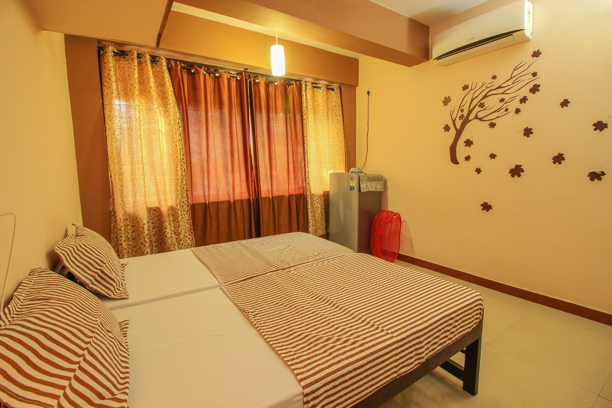 Oyo 9876 Home Luxurious 5Bhk Porvorim Bagian luar foto